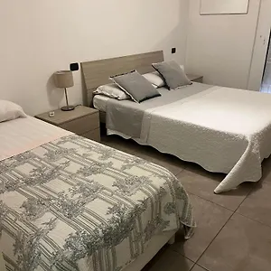 le-2-torri.hotelitalianriviera.com/